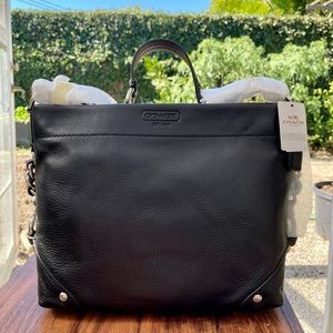 Coach Kelsey shoulder leather bag black